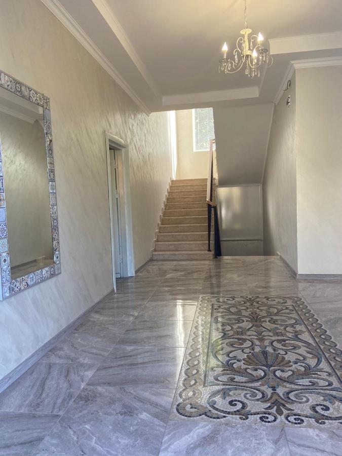 Kemo House Hotel Batumi Ngoại thất bức ảnh