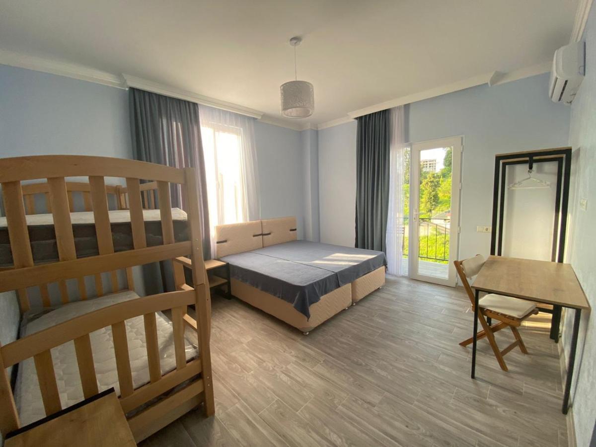 Kemo House Hotel Batumi Ngoại thất bức ảnh